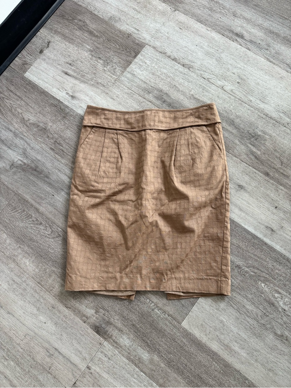 Club Monaco Tan Pencil Skirt with Pockets Size 6